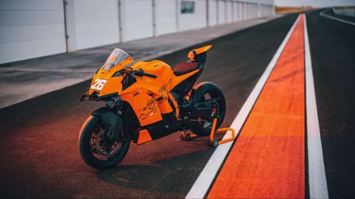 Mẫu xe mới của KTM khuấy đảo làng mô tô thể thao